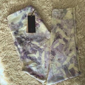 NWT Calia White and Purple Patterned Leggings